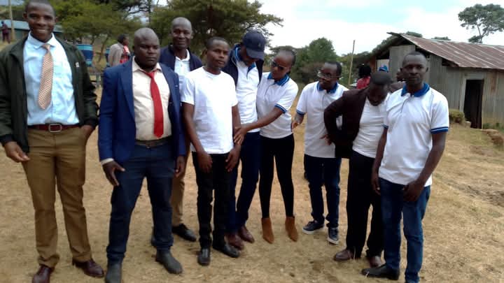 Kapchebon FYM alumni gathered on harvesting day